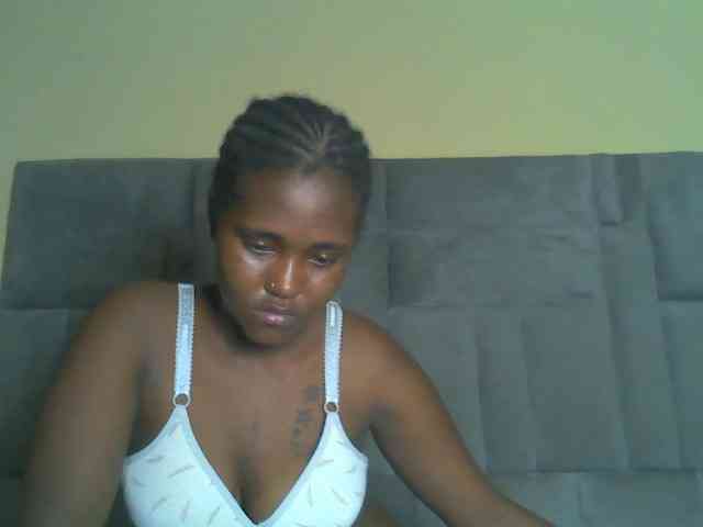 Sexydolly2 webcam