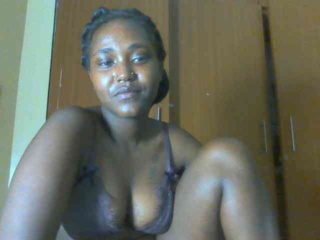 Sexydolly2 webcam