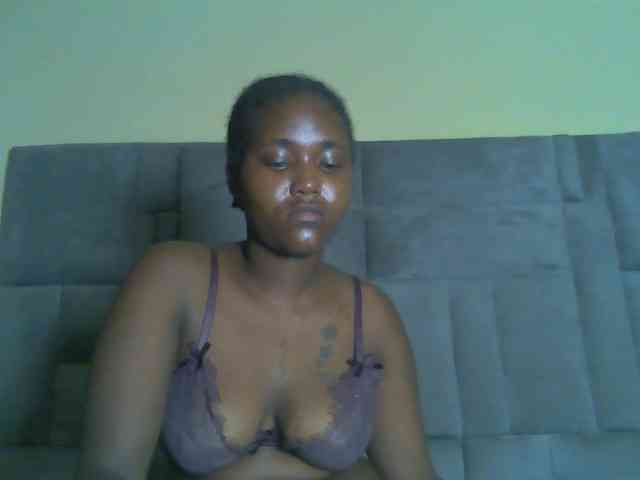 Sexydolly2 webcam