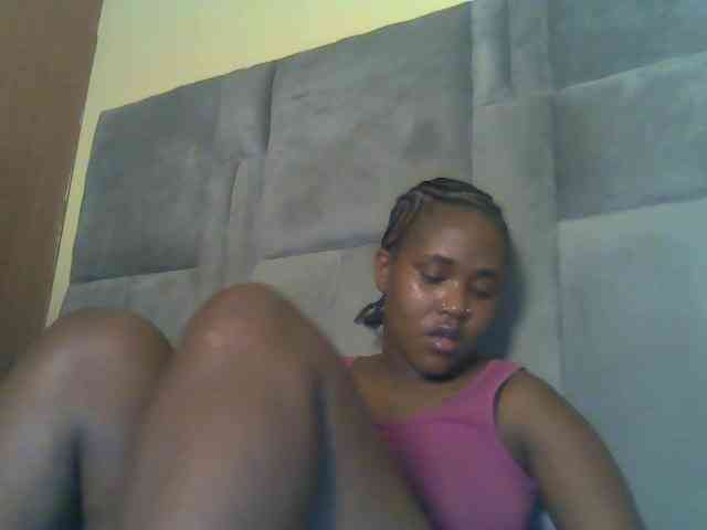 Sexydolly2 webcam