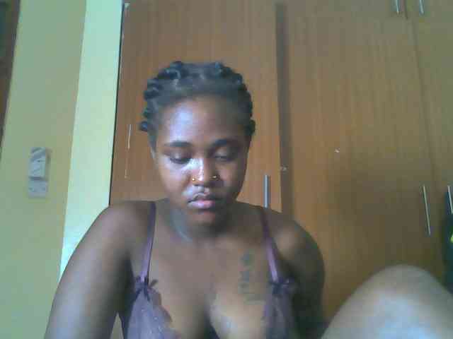 Sexydolly2 webcam