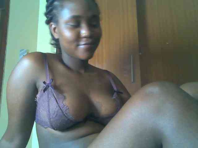 Sexydolly2 webcam