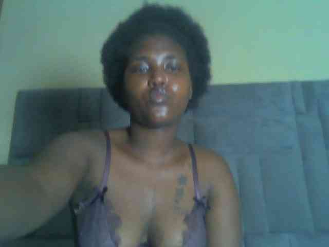 Sexydolly2 webcam