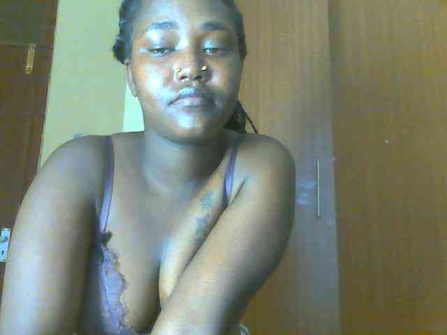 Sexydolly2 webcam
