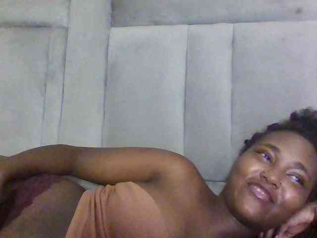 Sexydolly2 webcam