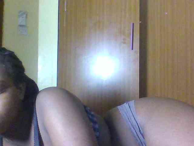 Sexydolly2 webcam