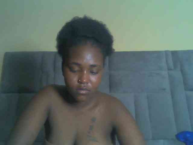 Sexydolly2 webcam