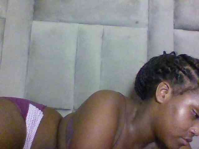 Sexydolly2 webcam