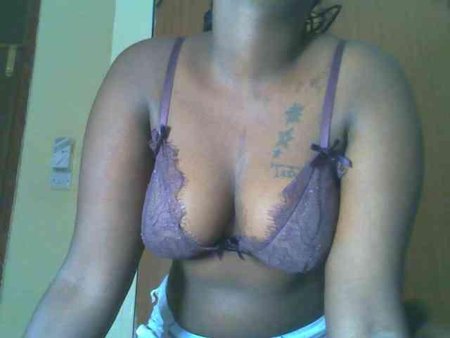 Sexydolly2 webcam