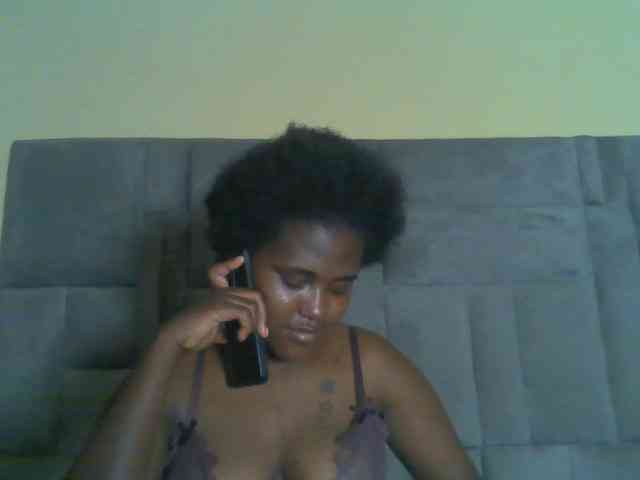 Sexydolly2 webcam