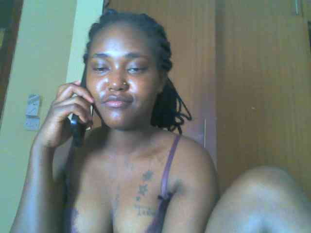 Sexydolly2 webcam