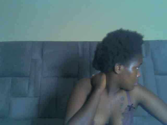 Sexydolly2 webcam