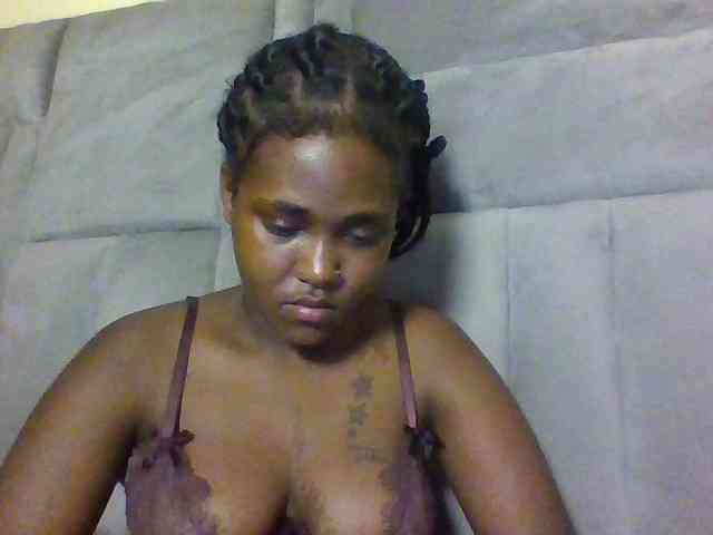 Sexydolly2 webcam