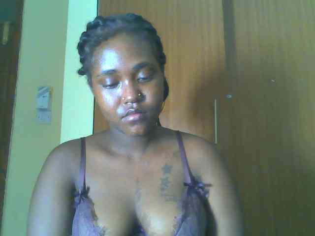 Sexydolly2 webcam