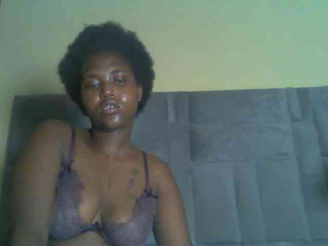 Sexydolly2 webcam