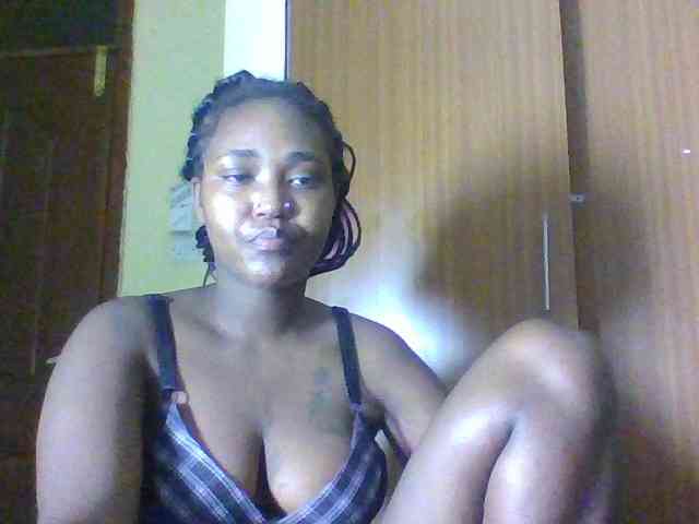 Sexydolly2 webcam