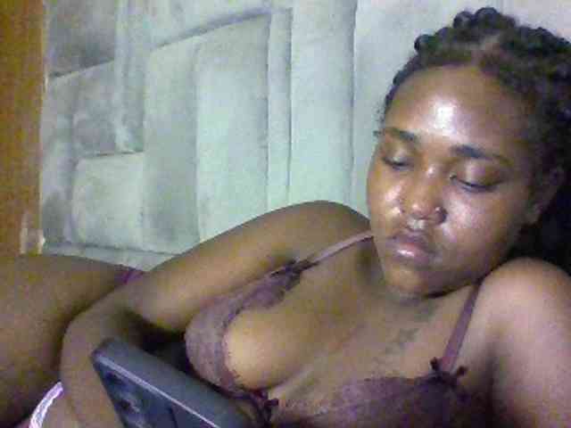 Sexydolly2 webcam