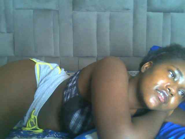 Sexydolly2 webcam
