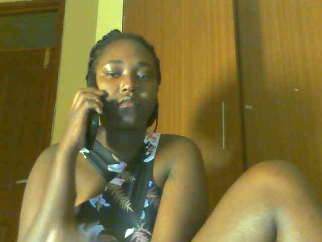 Sexydolly2 webcam