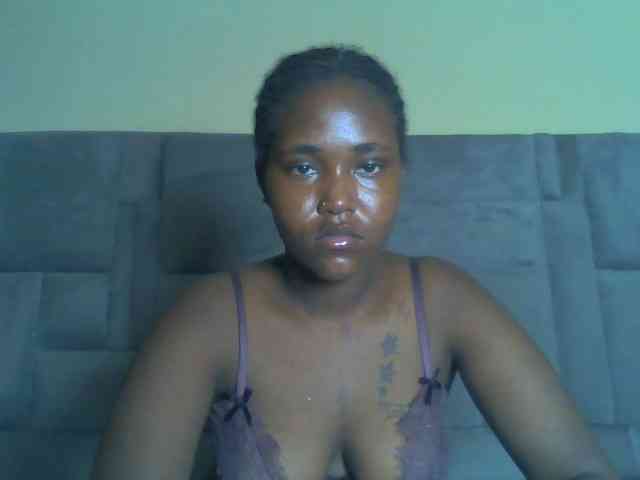 Sexydolly2 webcam