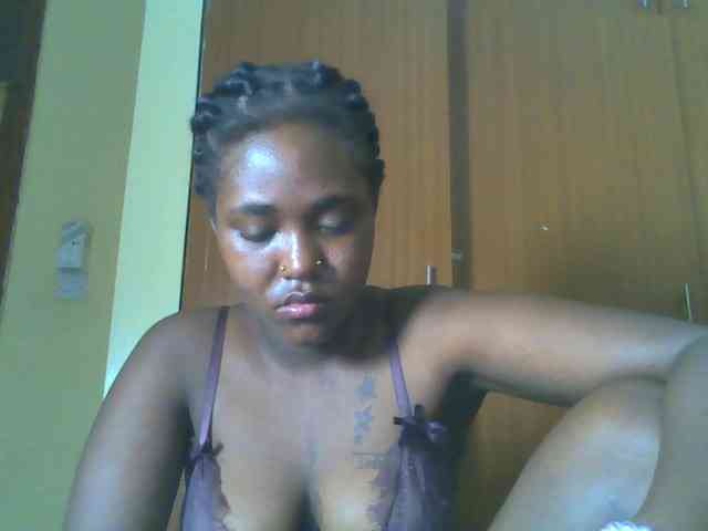Sexydolly2 webcam