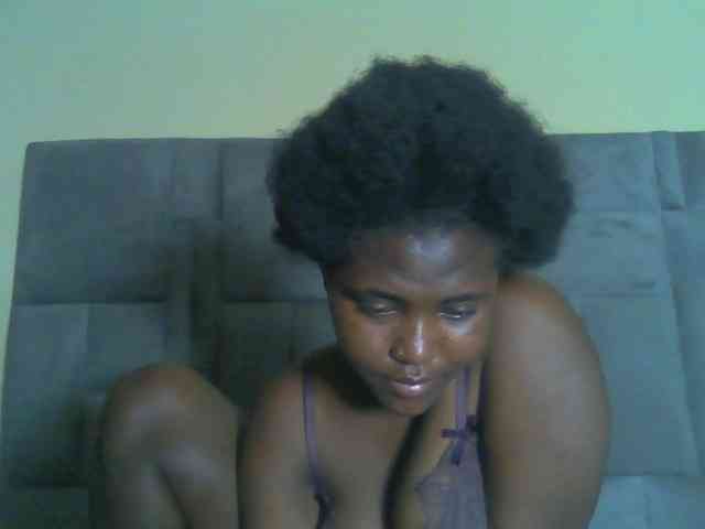 Sexydolly2 webcam