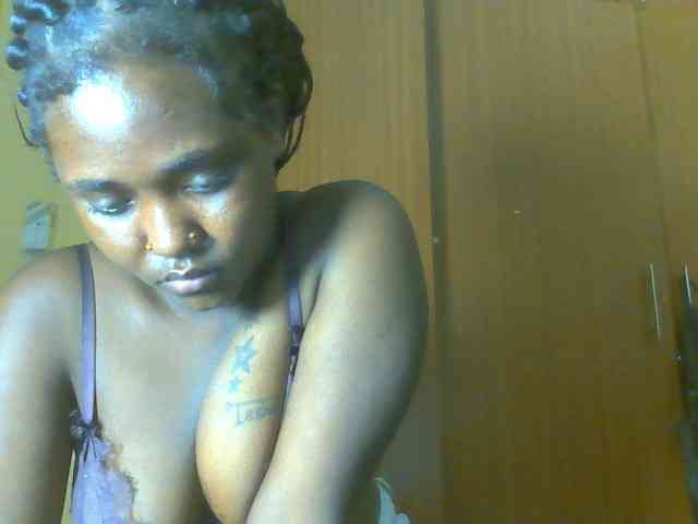 Sexydolly2 webcam