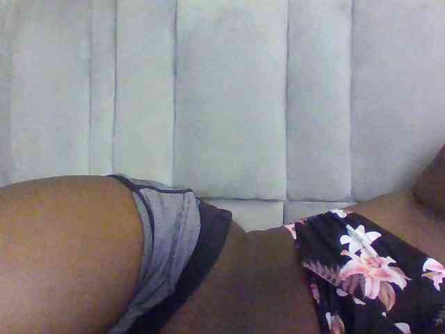 Sexydolly2 webcam