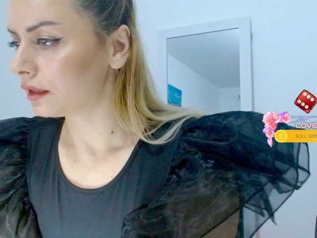 KimHotGirl