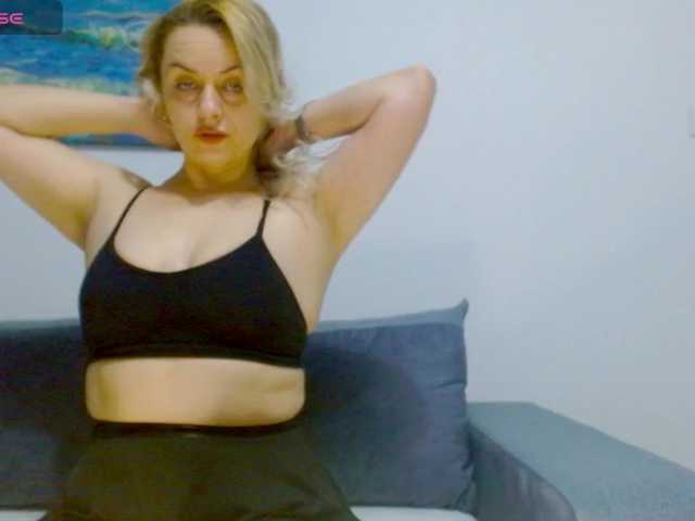 ramonaanca991 live cam on BongaCams