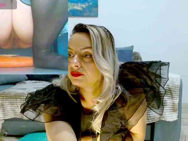 KimHotGirl webcam