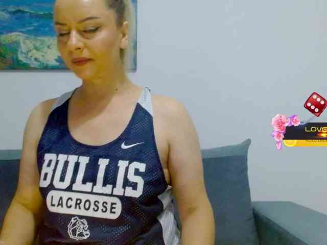 KimHotGirl webcam