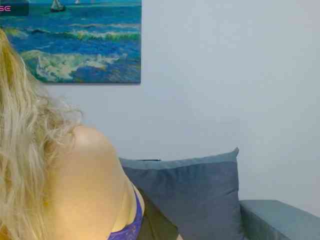 KimHotGirl webcam