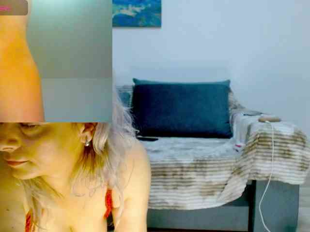 KimHotGirl webcam