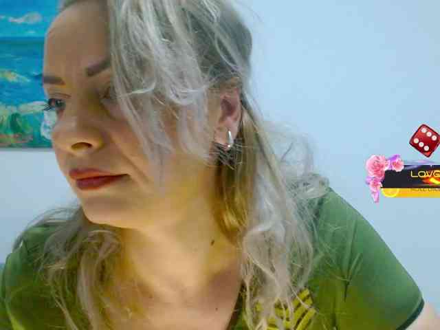 KimHotGirl webcam