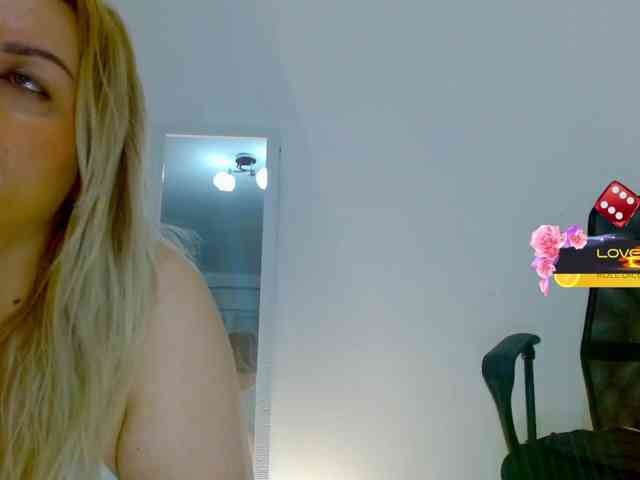 KimHotGirl webcam