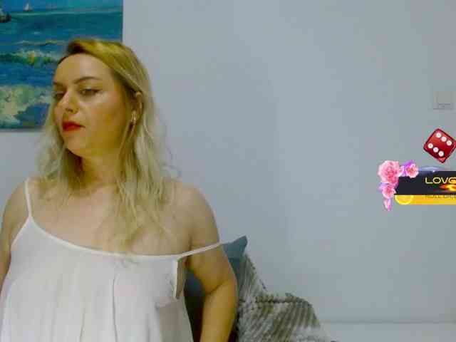 KimHotGirl webcam
