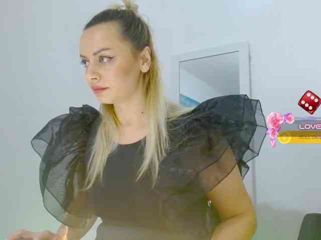 KimHotGirl