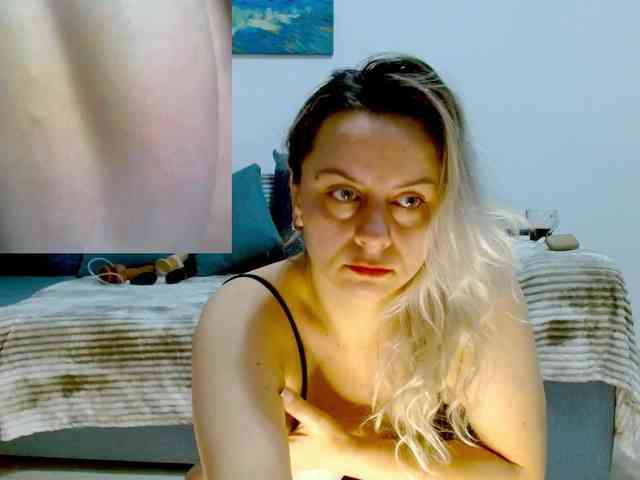 KimHotGirl webcam