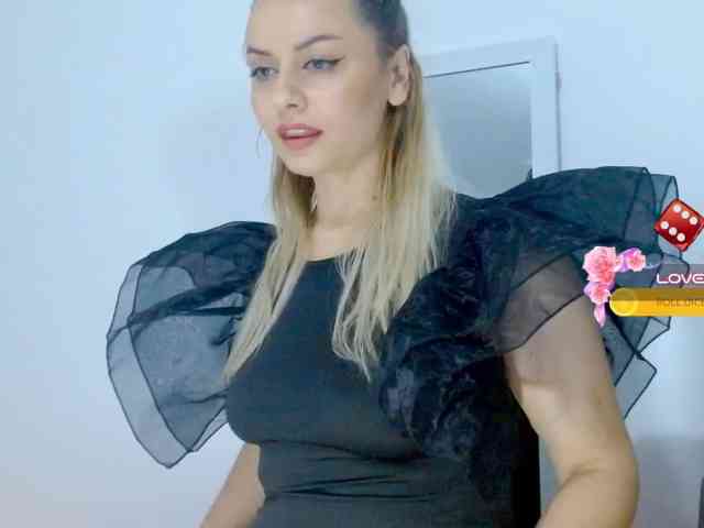 KimHotGirl