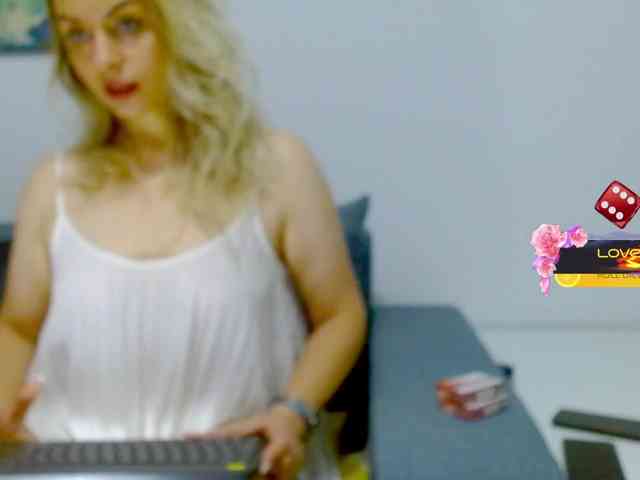 KimHotGirl