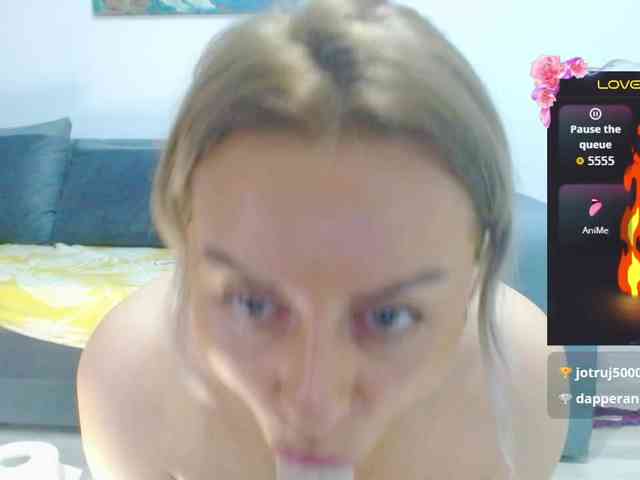 KimHotGirl webcam