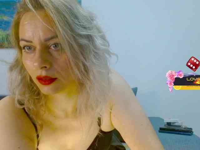 KimHotGirl webcam