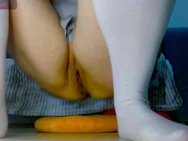 KimHotGirl webcam