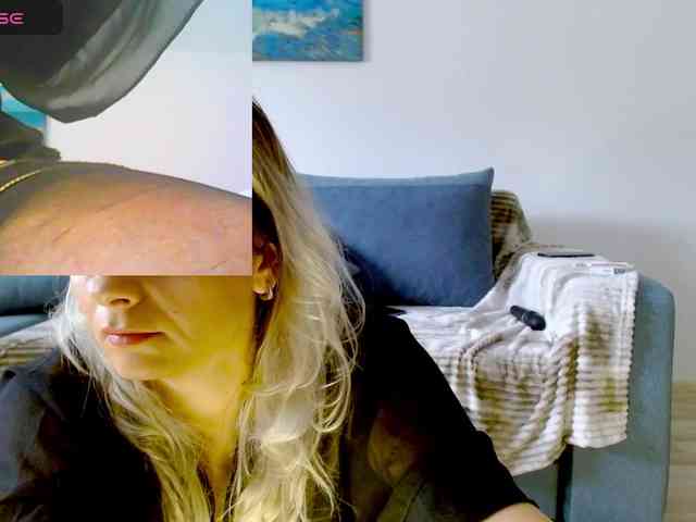 KimHotGirl webcam