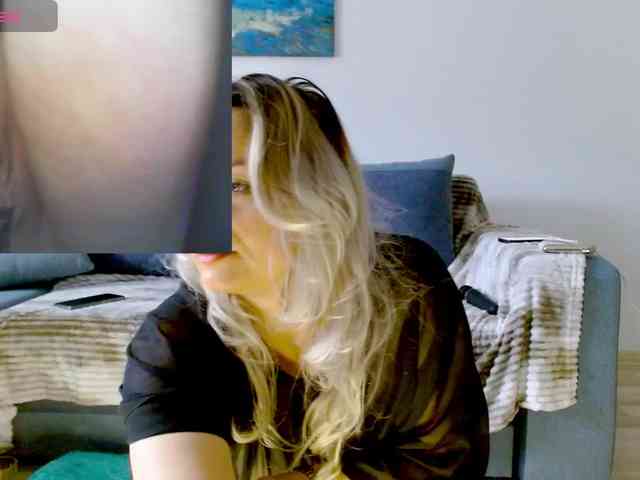 KimHotGirl webcam
