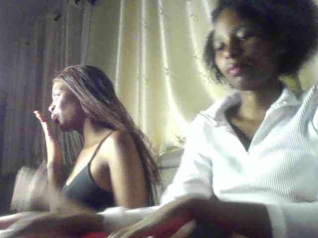 TasteLikeExcstacy webcam