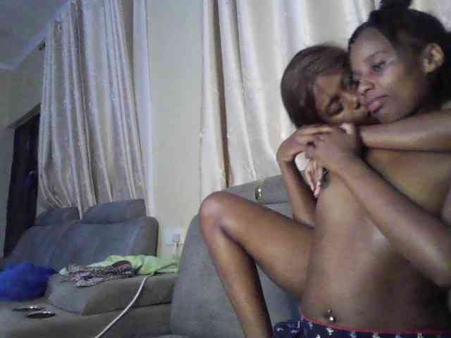 TasteLikeExcstacy webcam