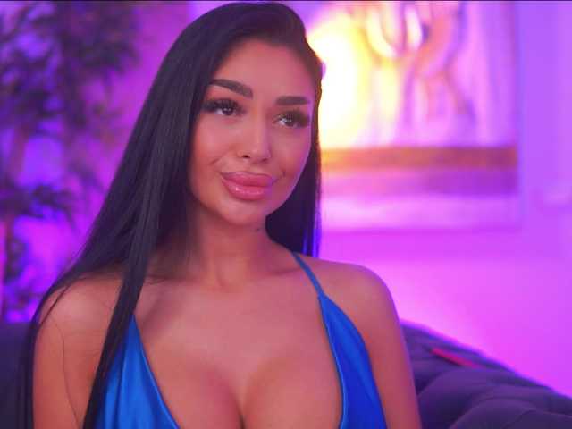 BlackCloverX live cam on BongaCams