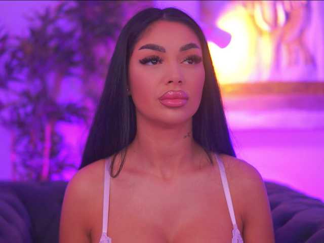 BlackCloverX Live Cam pe BongaCams